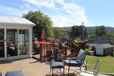 Party time or just quiet privacy w/ views?