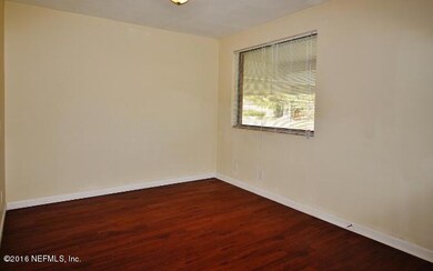 5354 Royce Ave, Jacksonville, FL 32205 - photo 3