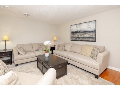 790 Fair Oaks Dr, Eugene, OR 97401 - photo 3