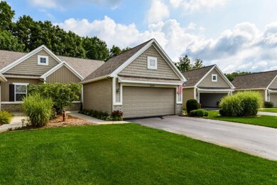 002-photo-front-view-6133366