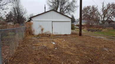 697 W Butterfield St, Weiser, ID 83672 - photo 5