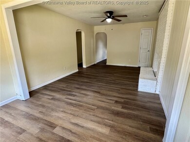 4328 Hughes St, Huntington, WV 25704 - photo 6