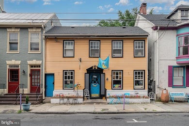 10 W Pomfret St, Carlisle, PA 17013 - photo 2