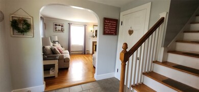 120 Harmony Ct, Warwick, RI 02889 - photo 4