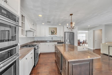 14 Pleasant View Ave, Lynn, MA 01902 - photo 5