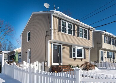 29 Dobbins St, Waltham, MA 02451 - photo 2