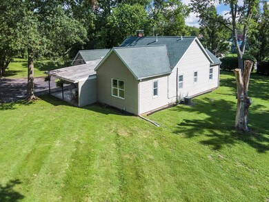 519 N State St, Freeburg, IL 62243 - photo 4