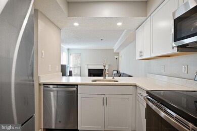 1504 Lincoln Way unit 309, McLean, VA 22102 - photo 7