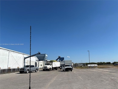 15877 Florida 80, Clewiston, FL 33440 - photo 3