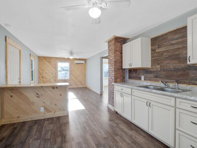 main Listing photo