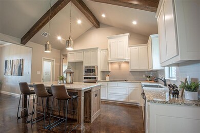 1780 W Dry Creek Rd, Weatherford, TX 76088 - photo 7