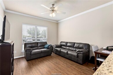 1198 Jones Butler Rd unit 2907, College Station, TX 77840 - photo 4