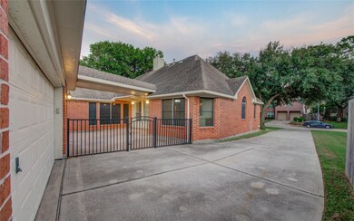 2031 Copperwood Park Ln, Spring, TX 77386 - photo 3