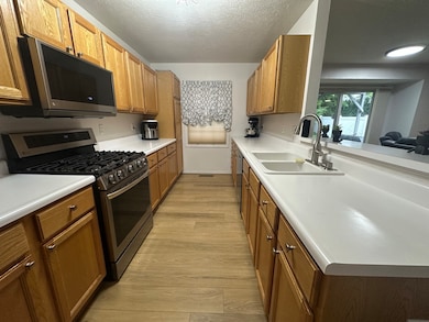 311 S Towanda Ave unit 1, Normal, IL 61761 - photo 6