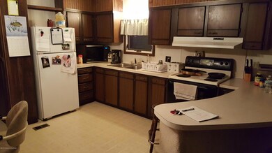 713 27TH Kitchen