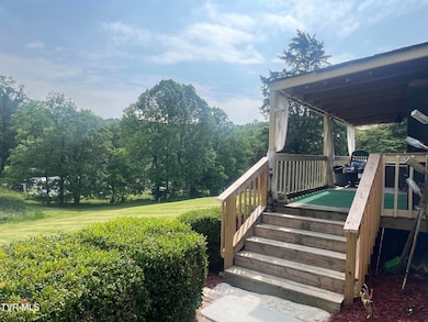 861 Hickory Tree Rd, Bristol, TN 37620 - photo 7