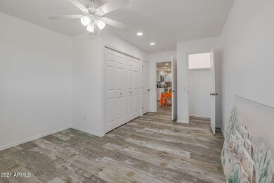 9818 W Terrace Ln, Sun City, AZ 85373 - photo 5