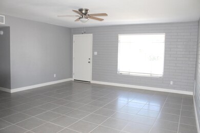 4617 N 48th Dr, Phoenix, AZ 85031 - photo 4