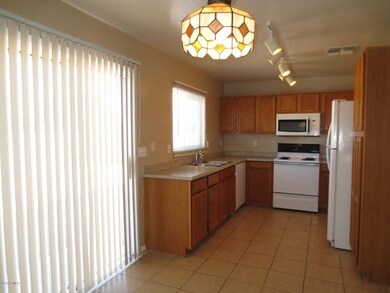 c Kitchen 1