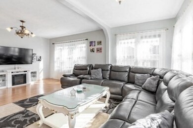 5 Northboro St unit 2, Worcester, MA 01604 - photo 4