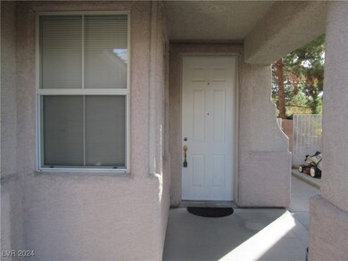 10561 Cedar Run Ct, Las Vegas, NV 89135 - photo 3
