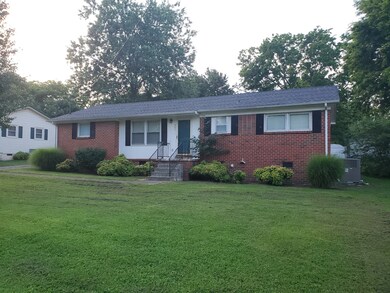 305 Rolling Rd, Shelbyville, TN 37160 - photo 2