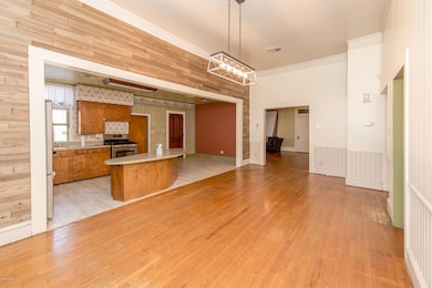 Kitchen/Dining