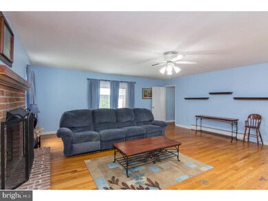 34 Wetherburn Dr, Downingtown, PA 19335 - photo 3