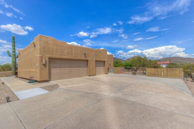 3 Car Garage