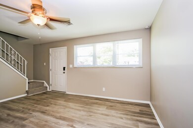 004-photo-living-room-11187945