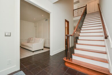 8 Bayou Pointe Dr, Houston, TX 77063 - photo 4