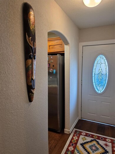 503 Mariposa St, Taylor, TX 76574 - photo 5