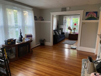 18 Chase St, Salem, MA 01970 - photo 2