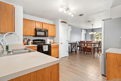 11061 Geneva Sound, San Antonio, TX 78254 - photo 6