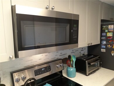 Microwave with Vent