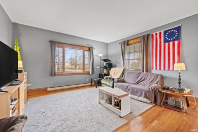 403 E 7th St, Auburn, IN 46706 - photo 7