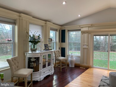 5306 Whitfield Chapel Rd, Lanham, MD 20706 - photo 5