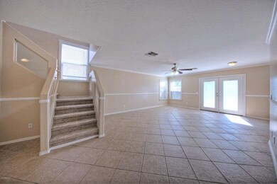 11809WShawButte002
