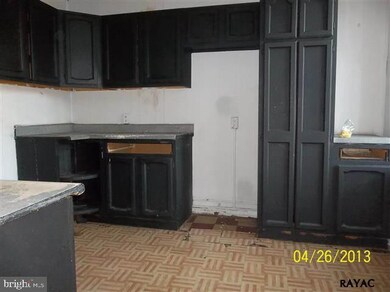 655 W Princess St, York, PA 17401 - photo 6