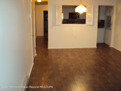 1A Ivy St unit B, Whiting, NJ 08759 - photo 4