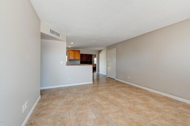003_Living Room