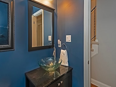 232 Thornberry Cir, Pittsburgh, PA 15234 - photo 3