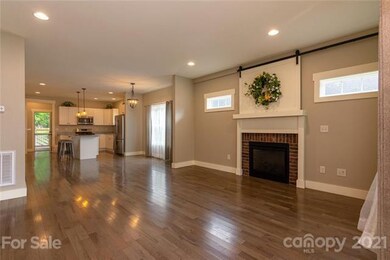 5 Forest Lake Dr, Asheville, NC 28803 - photo 3