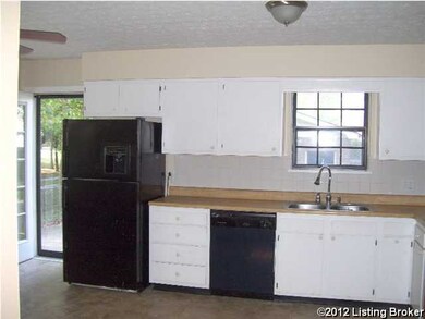 7504 Stayman Way, Louisville, KY 40228 - photo 6