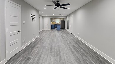 9738 Rambling Trail, Houston, TX 77089 - photo 4