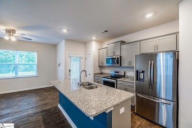 1422 Bella Grace Ct, Boiling Springs, SC 29316 - photo 6