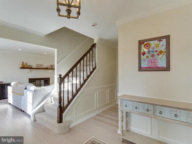 13142 Rounding Run Cir, Herndon, VA 20171 - photo 4