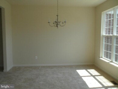 10363 Stewards Chance Ln, White Plains, MD 20695 - photo 5
