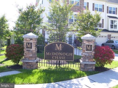 9142 Marlove Oaks Ln, Owings Mills, MD 21117 - photo 2