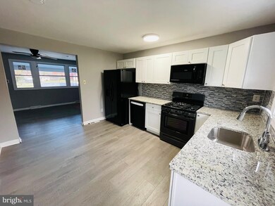 924 Aston Martin Dr, Lindenwold, NJ 08021 - photo 2